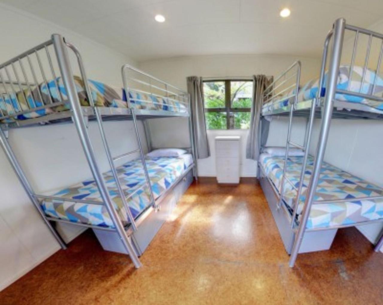 Russell Top 10 Holiday Park Room photo